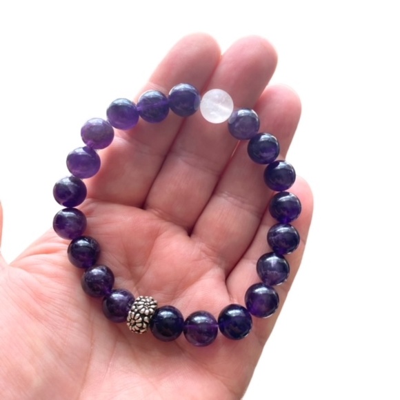 NEW Natural Smooth Round Amethyst Gemstones Elastic Bracelet - Picture 1 of 5
